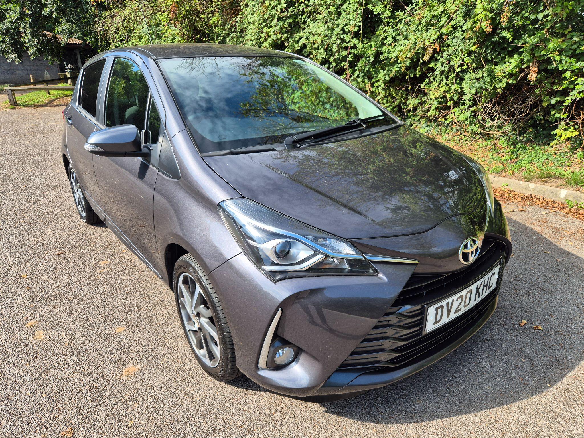 Main listing image - Toyota Yaris