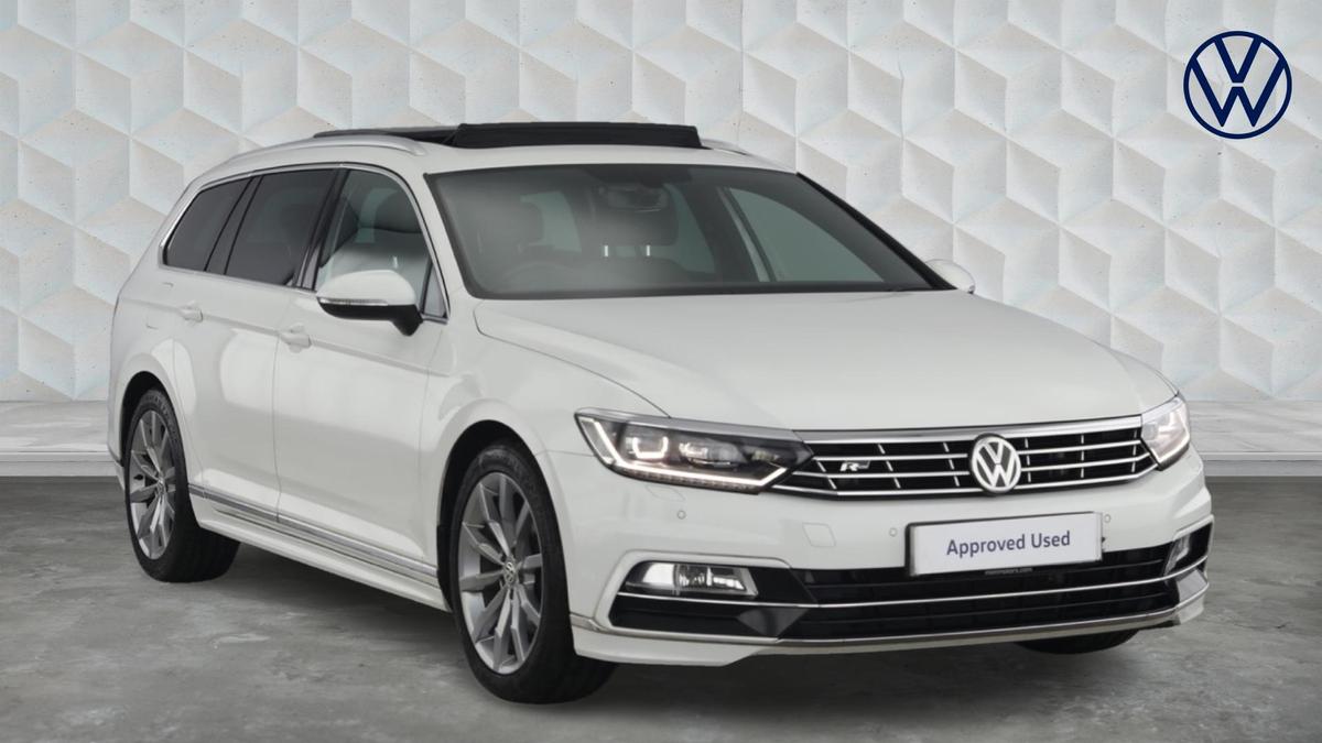 Main listing image - Volkswagen Passat Estate