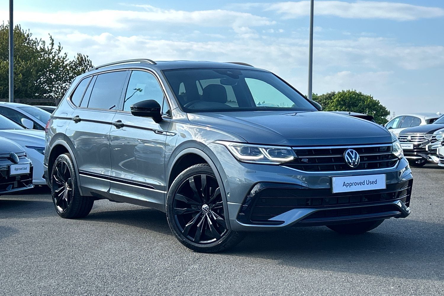 Main listing image - Volkswagen Tiguan Allspace