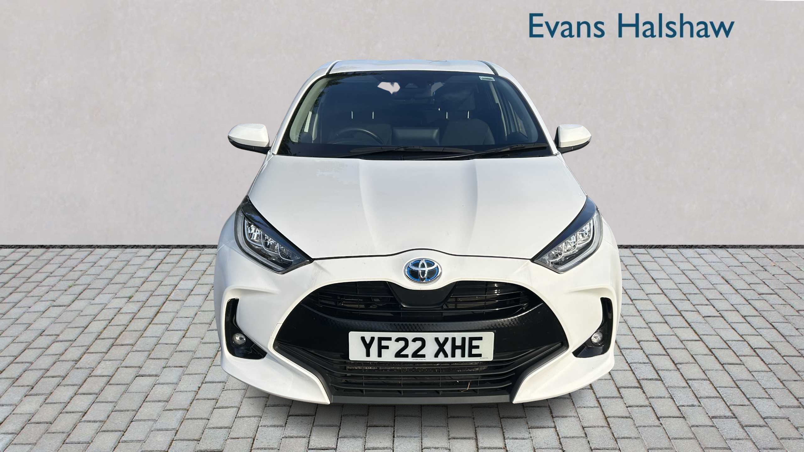 Main listing image - Toyota Yaris