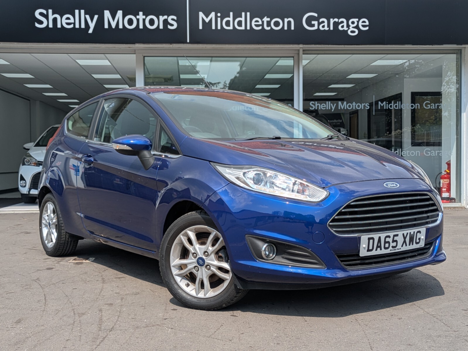 Main listing image - Ford Fiesta
