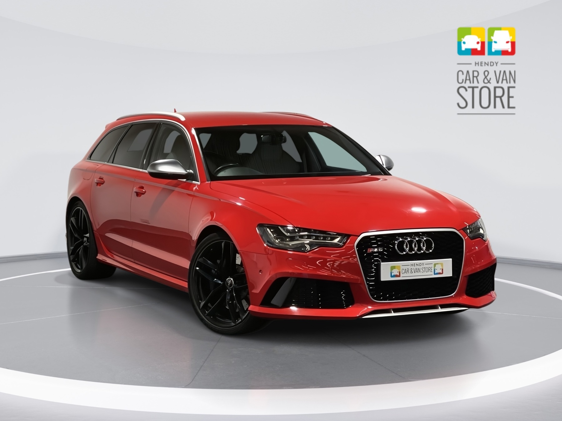 Main listing image - Audi RS6