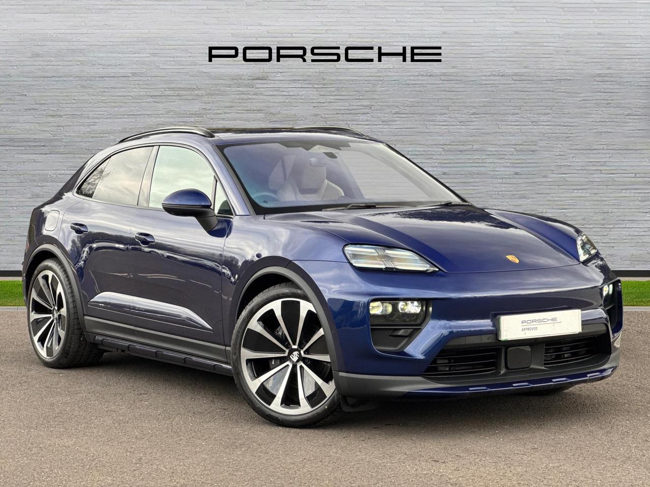 Main listing image - Porsche Macan