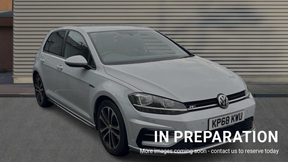 Main listing image - Volkswagen Golf