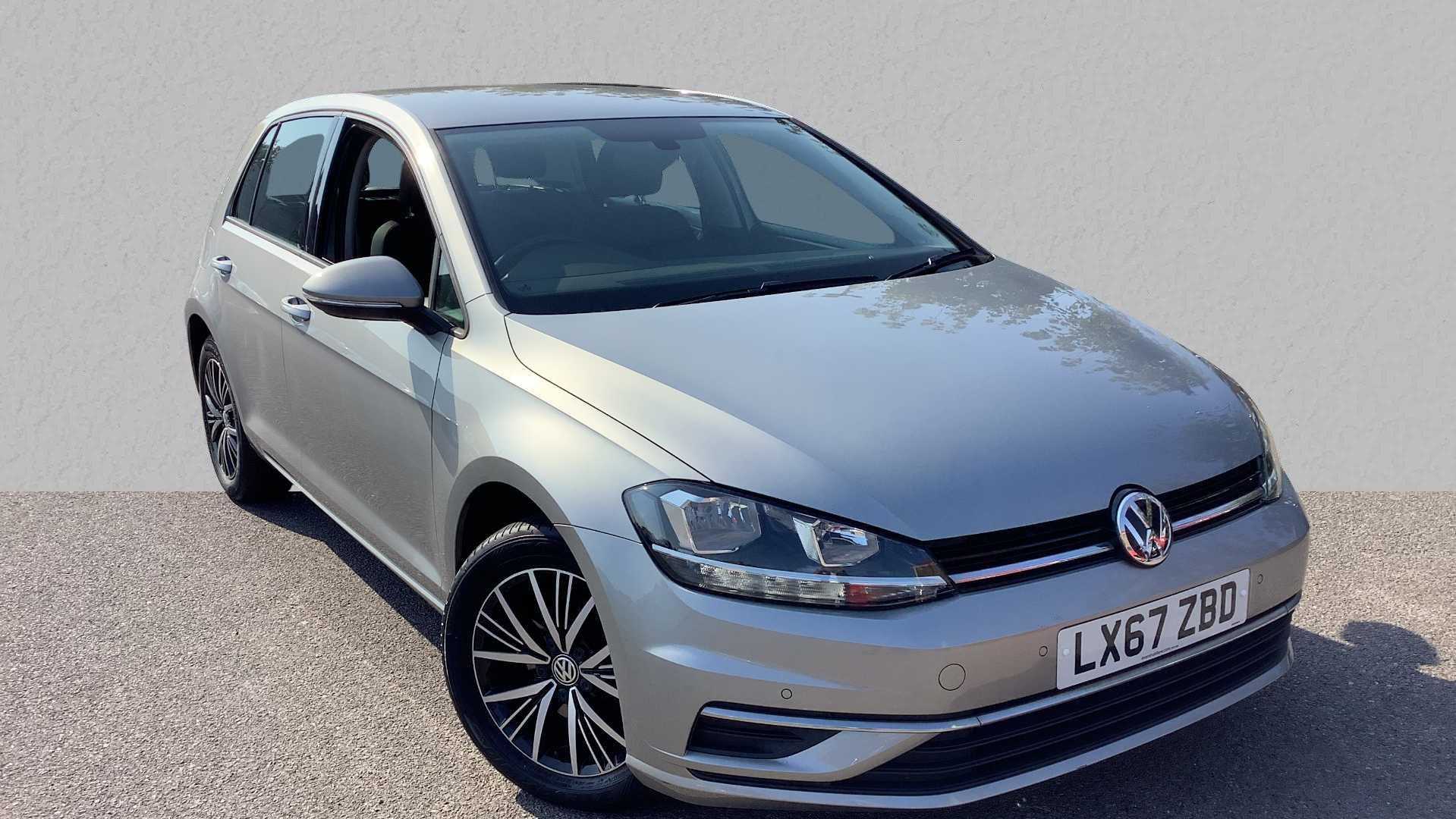 Main listing image - Volkswagen Golf