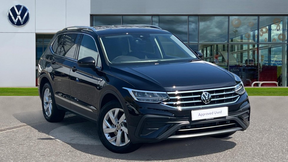Main listing image - Volkswagen Tiguan Allspace