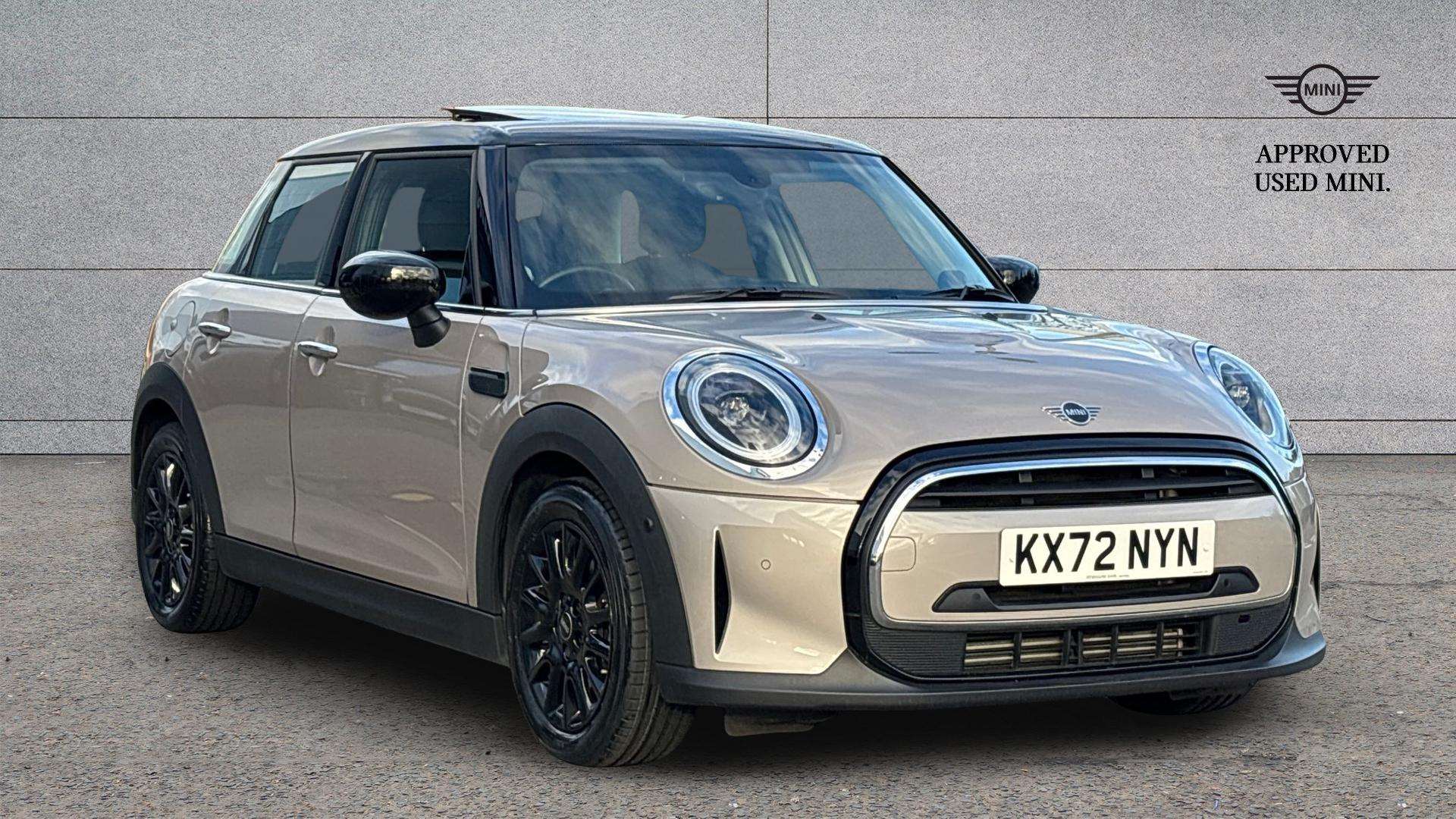 Main listing image - MINI Hatchback 5dr
