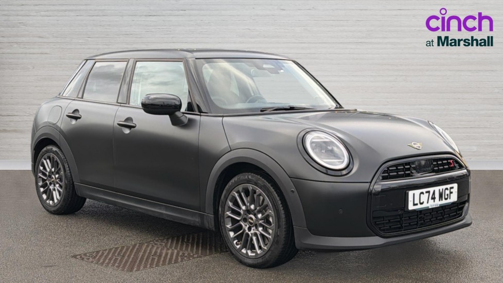 Main listing image - MINI Hatchback 5dr