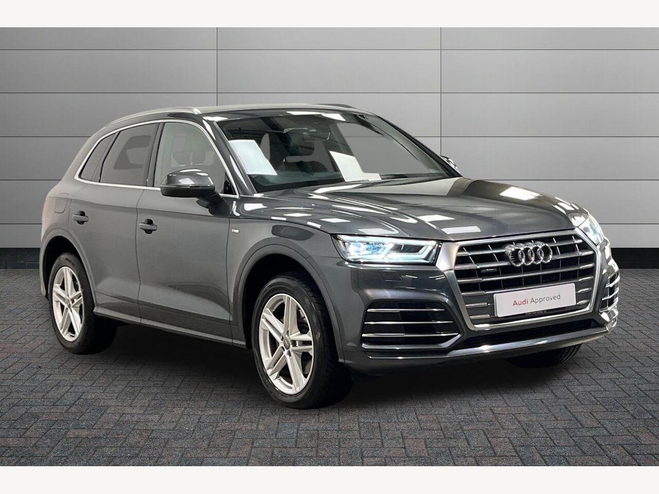 Main listing image - Audi Q5