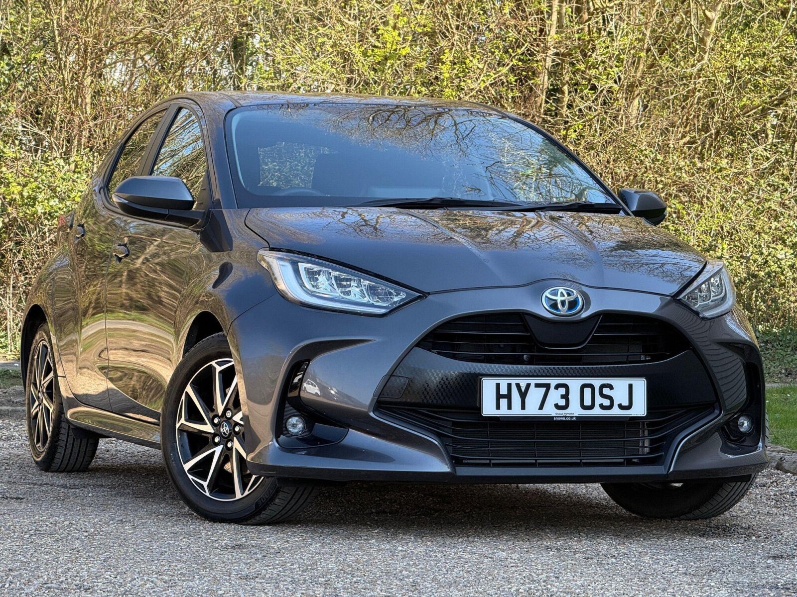 Main listing image - Toyota Yaris