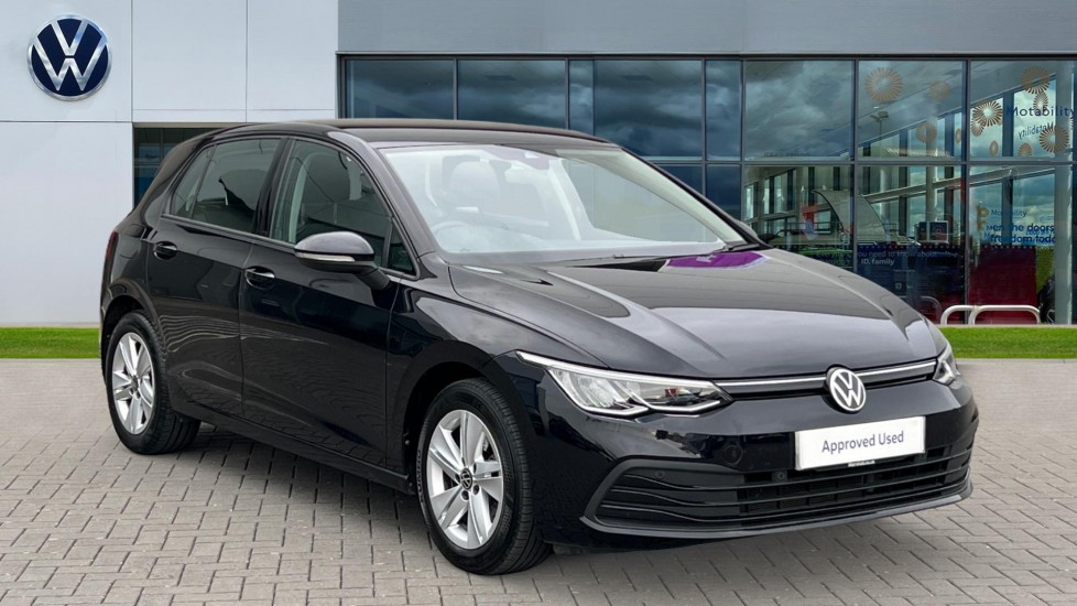 Main listing image - Volkswagen Golf