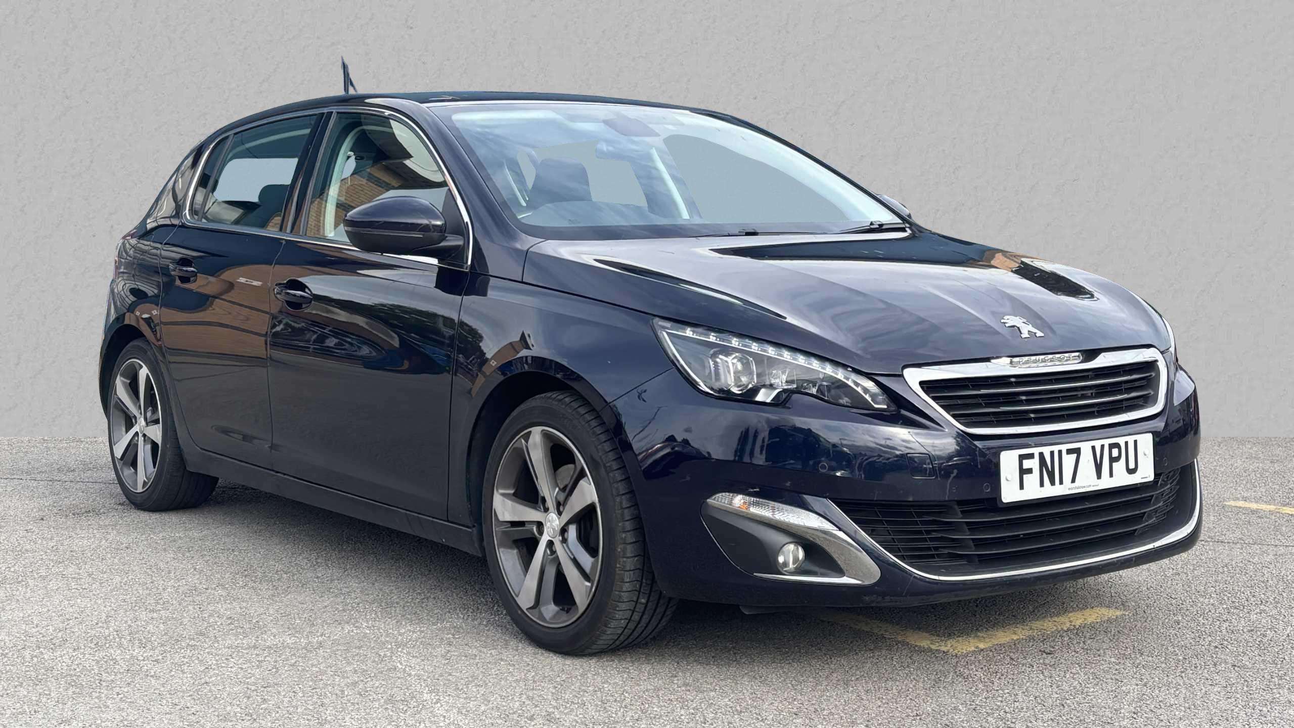 Main listing image - Peugeot 308