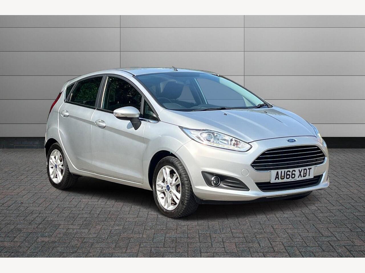 Main listing image - Ford Fiesta