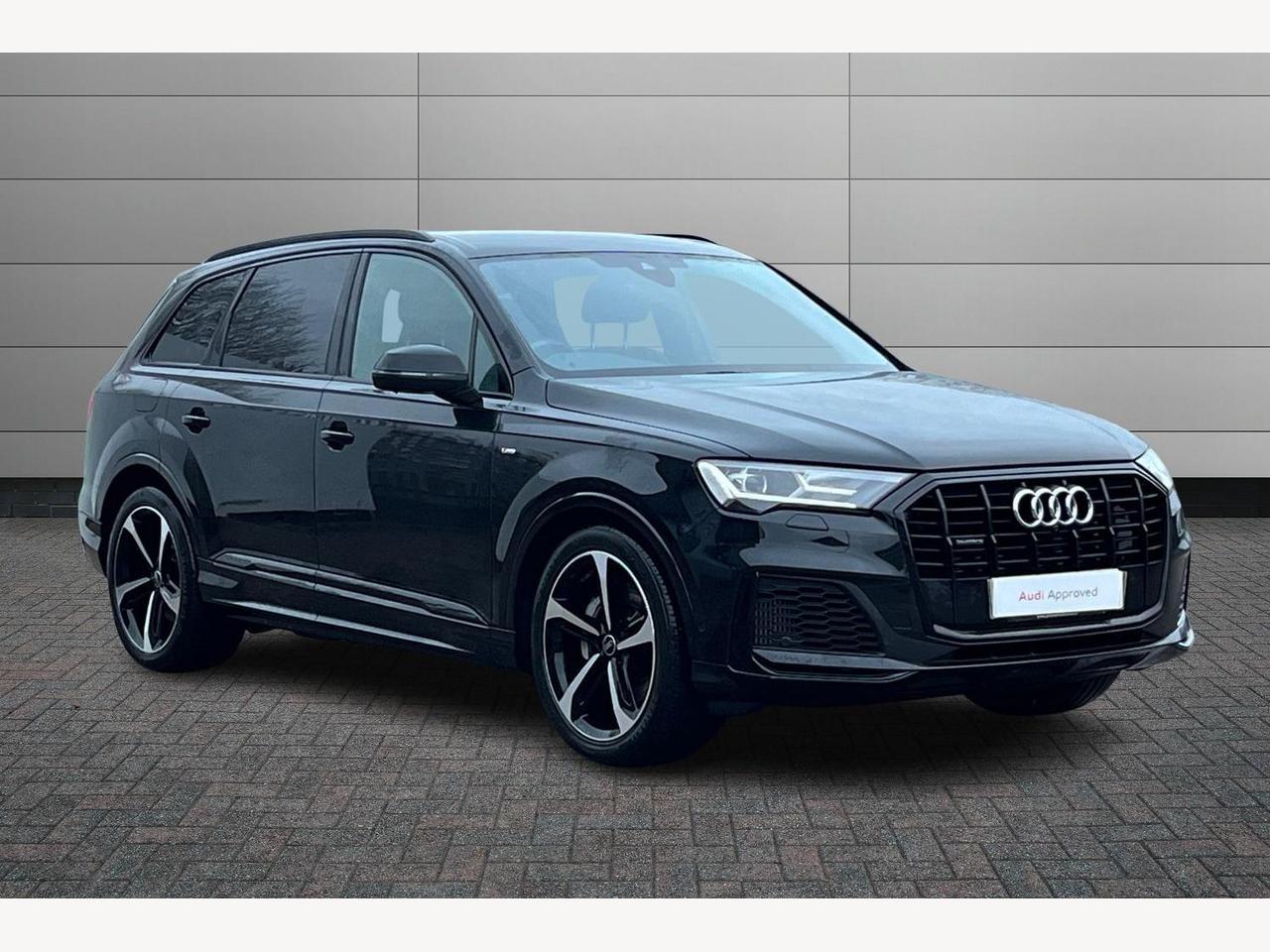 Main listing image - Audi Q7