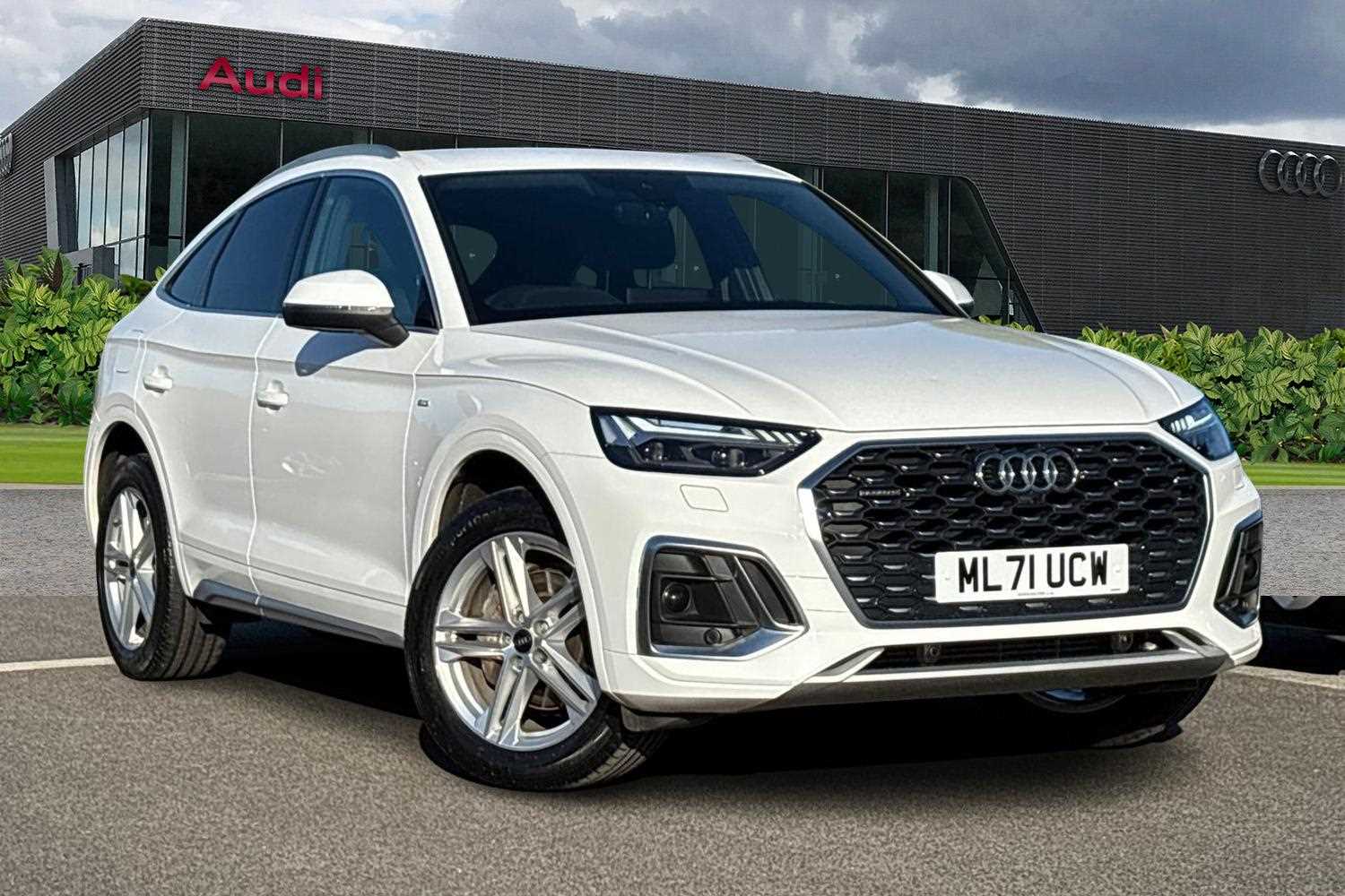 Main listing image - Audi Q5 Sportback