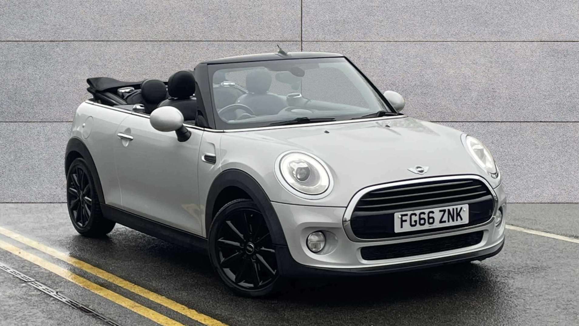 Main listing image - MINI Convertible