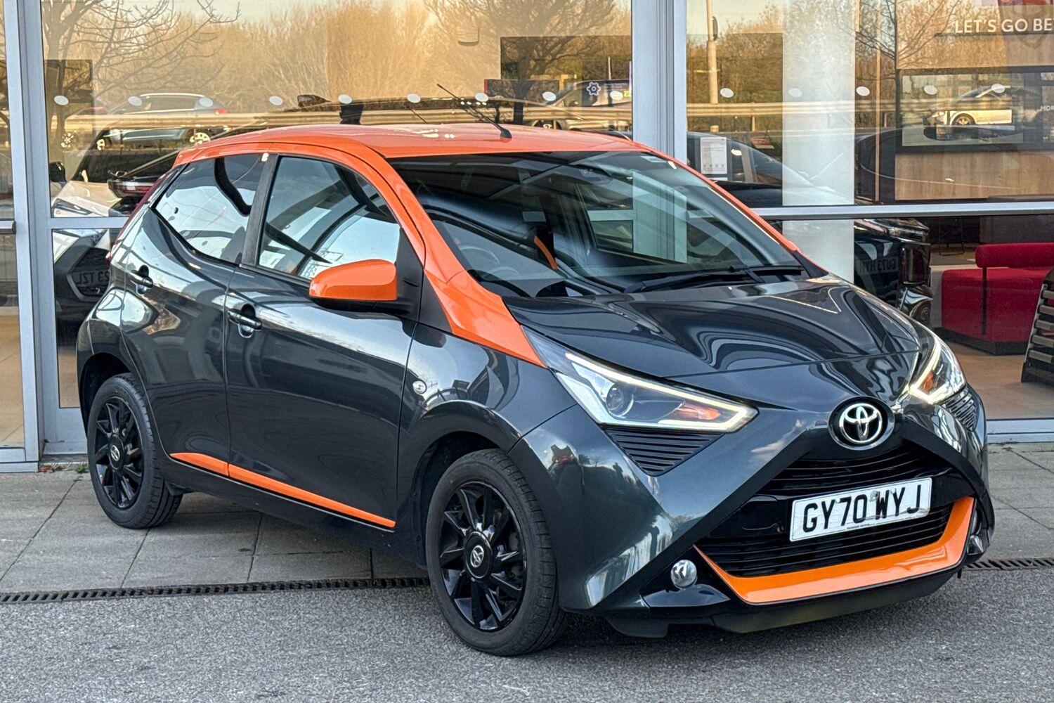 Main listing image - Toyota Aygo