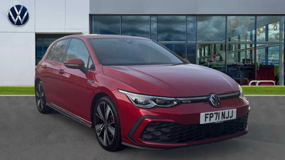 Main listing image - Volkswagen Golf