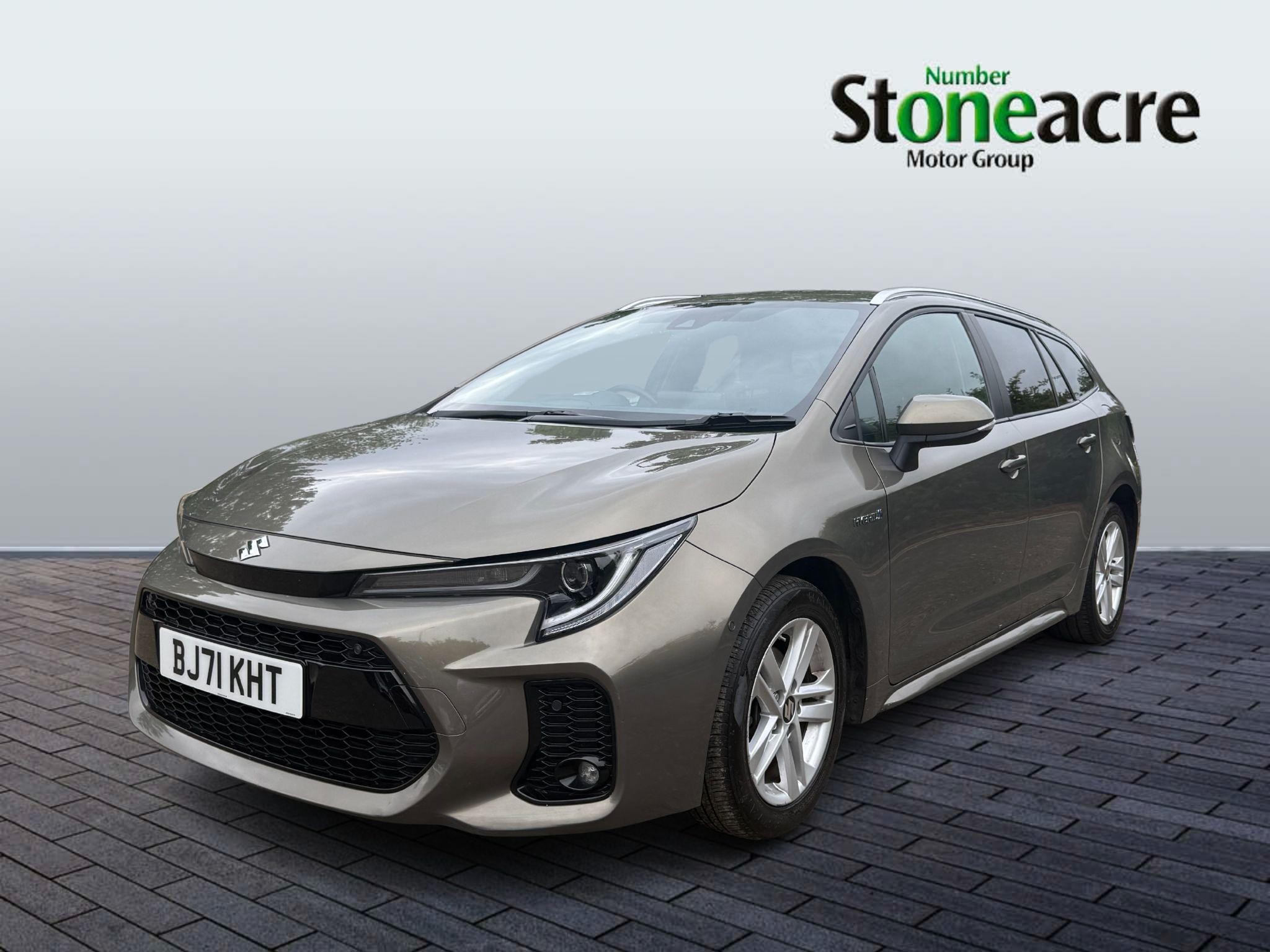 Main listing image - Suzuki Swace