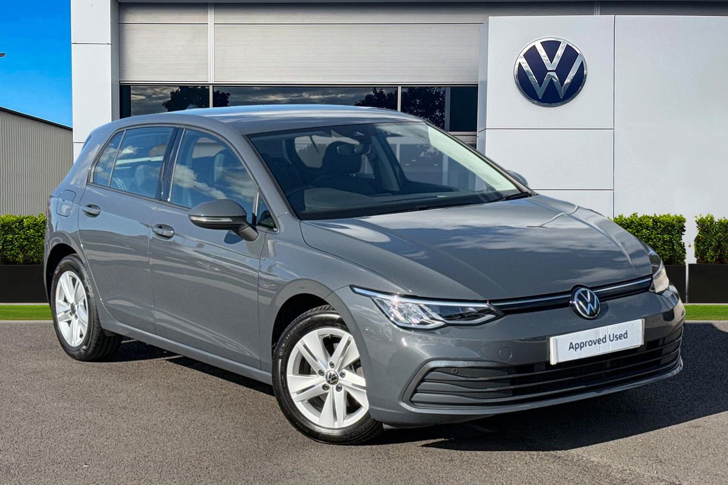 Main listing image - Volkswagen Golf