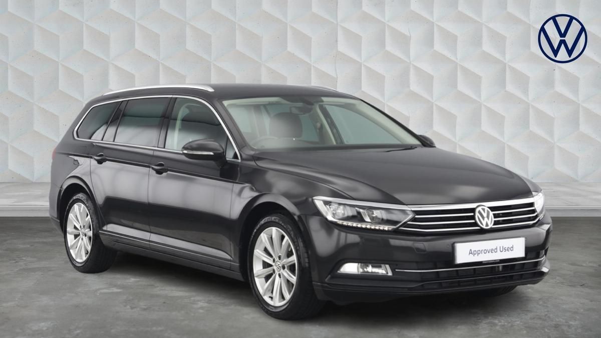 Main listing image - Volkswagen Passat Estate