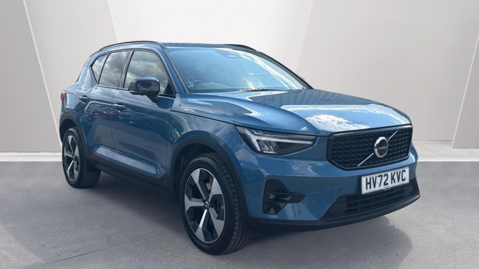 Main listing image - Volvo XC40