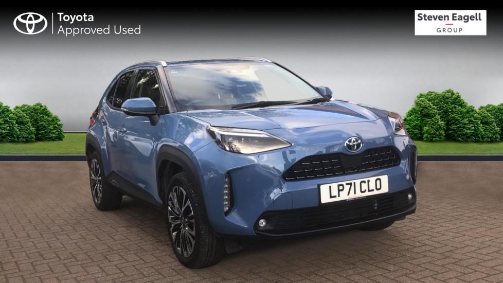 Main listing image - Toyota Yaris Cross