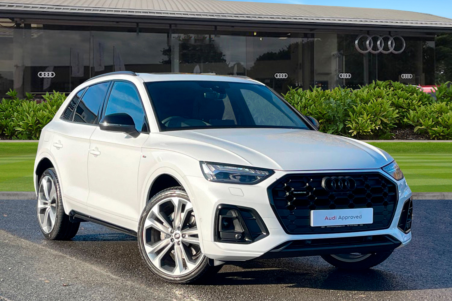 Main listing image - Audi Q5