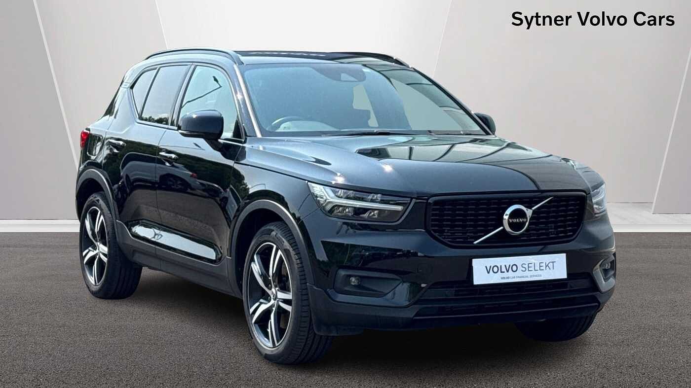Main listing image - Volvo XC40 Recharge
