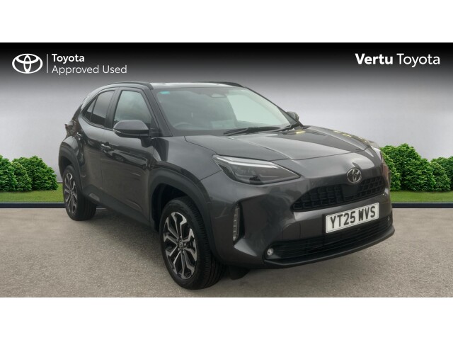 Main listing image - Toyota Yaris Cross