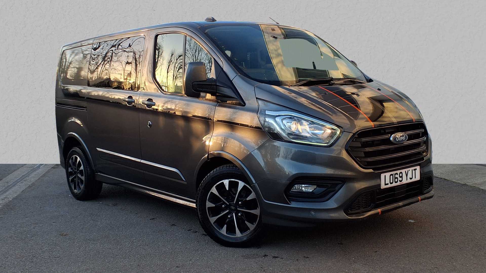 Main listing image - Ford Transit Custom