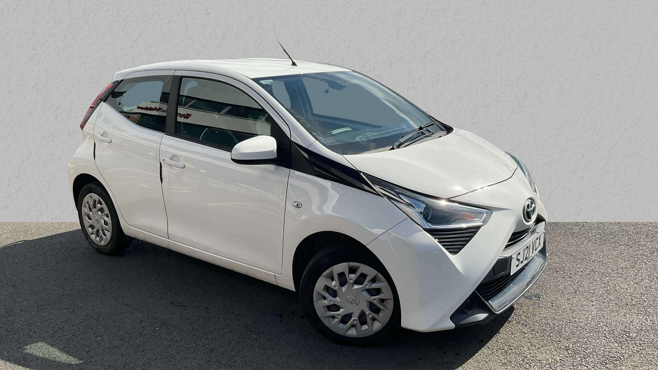 Main listing image - Toyota Aygo