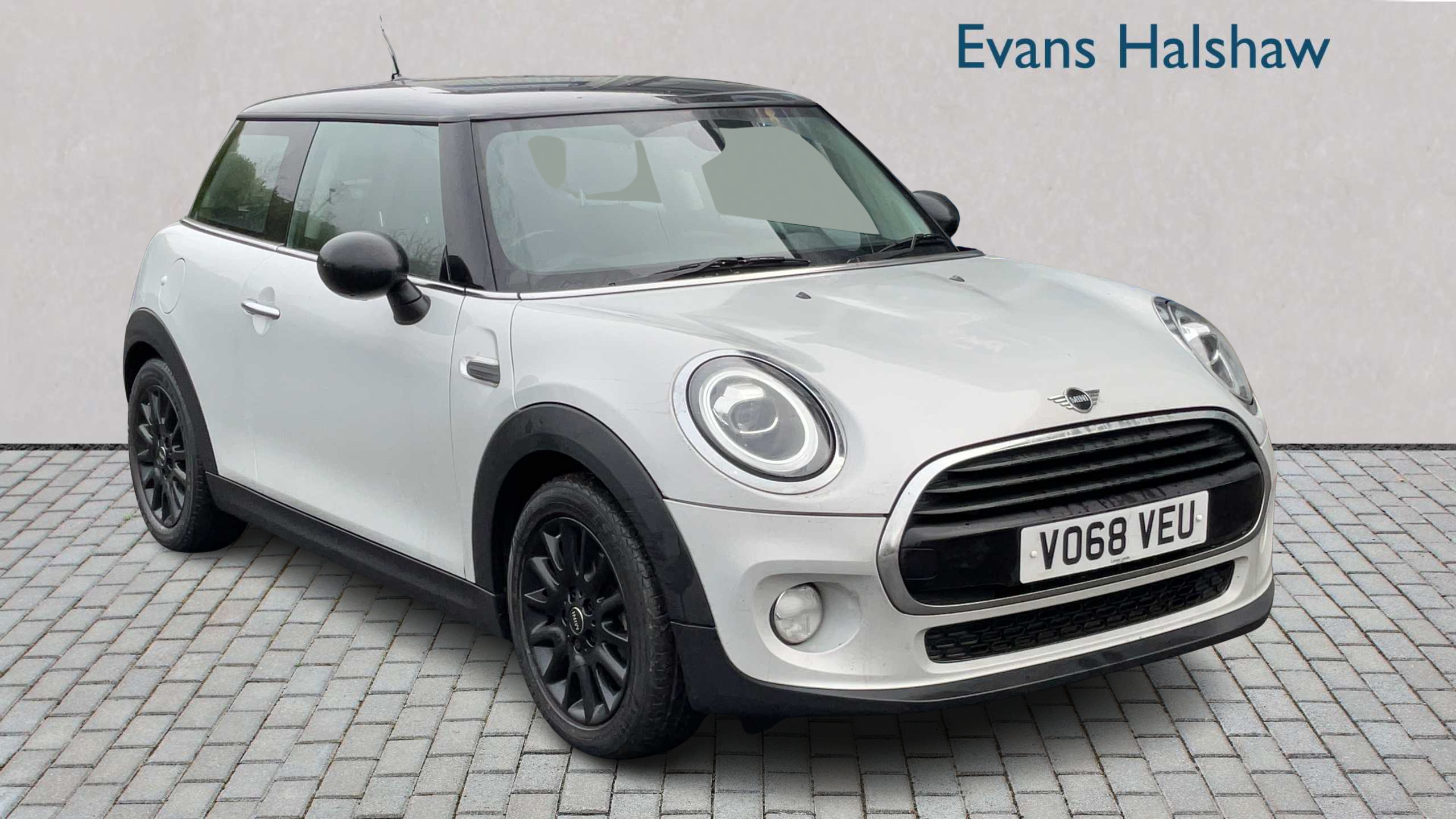 Main listing image - MINI Hatchback