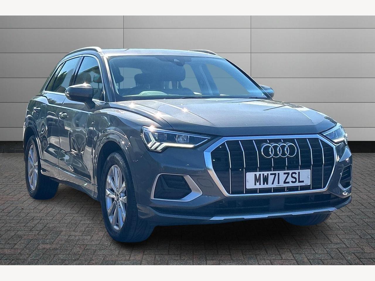 Main listing image - Audi Q3