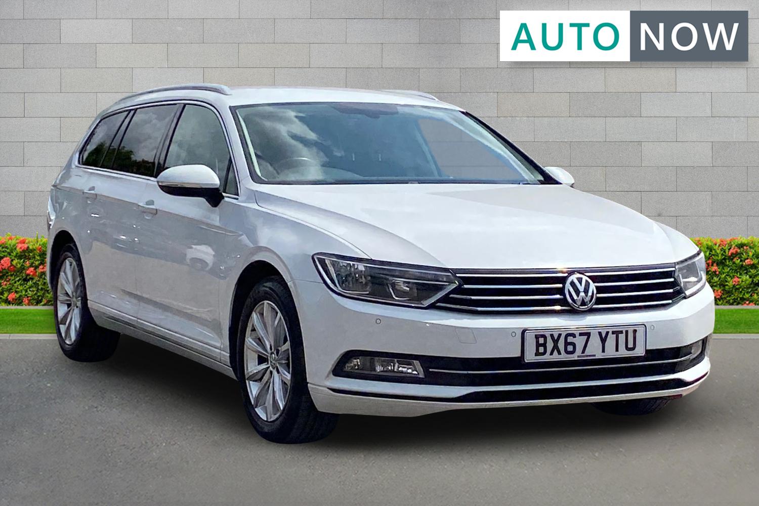 Main listing image - Volkswagen Passat
