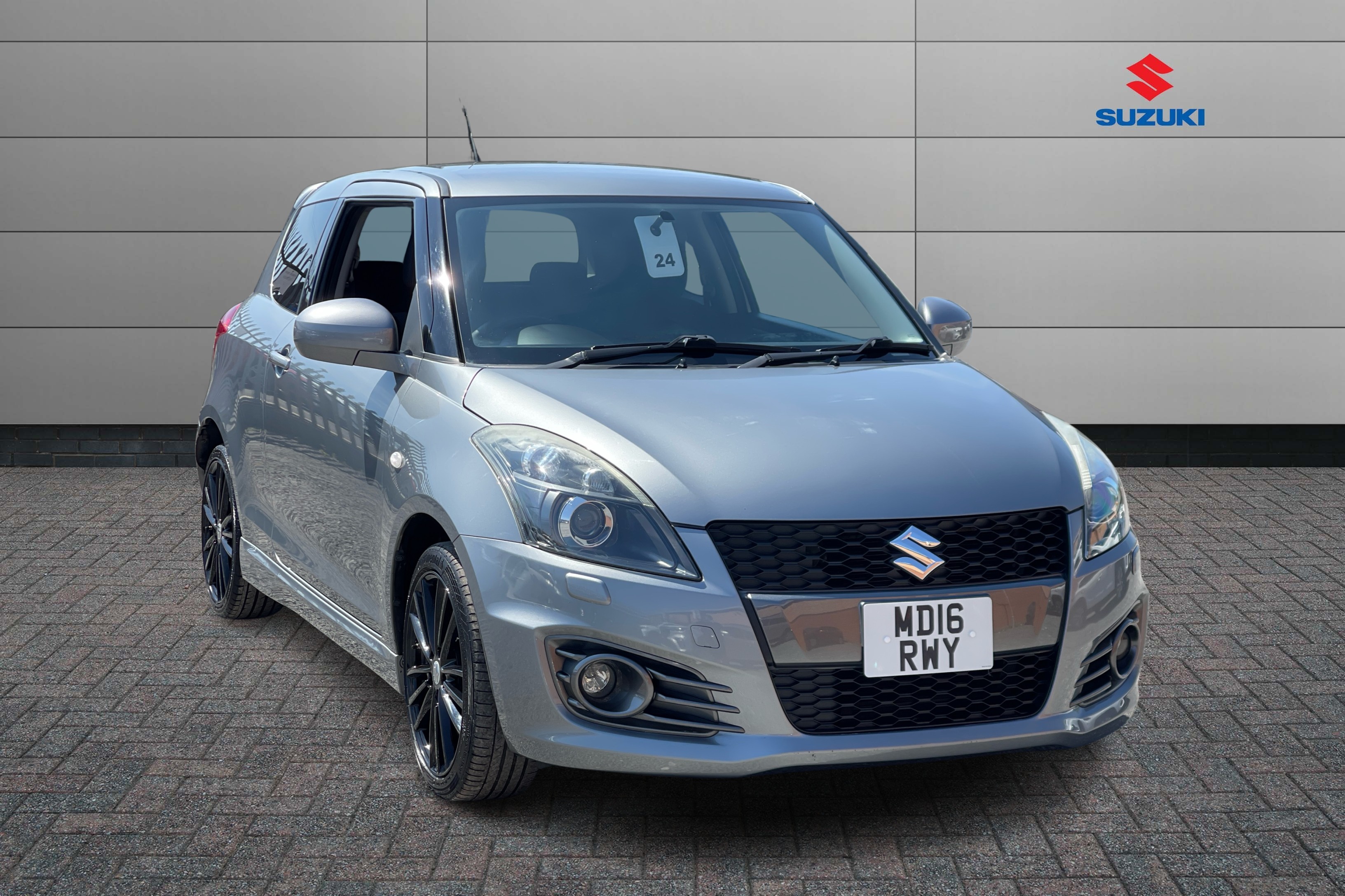 Main listing image - Suzuki Swift Sport
