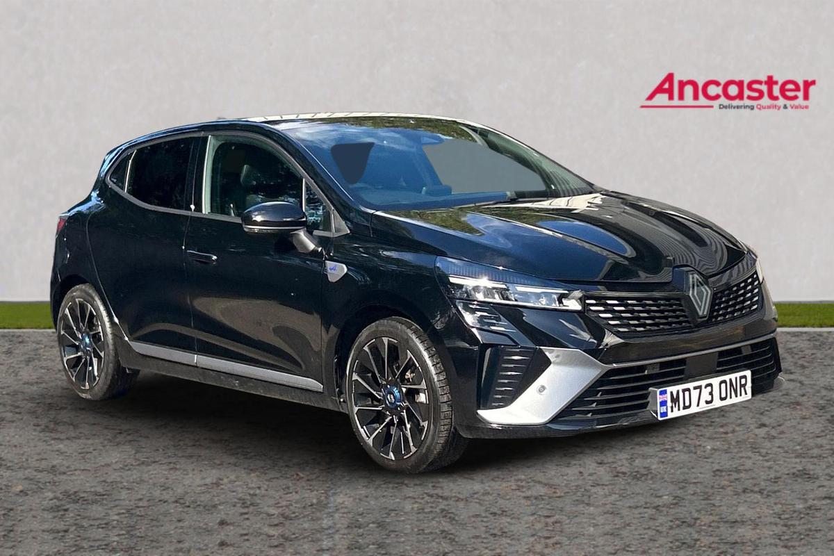 Main listing image - Renault Clio