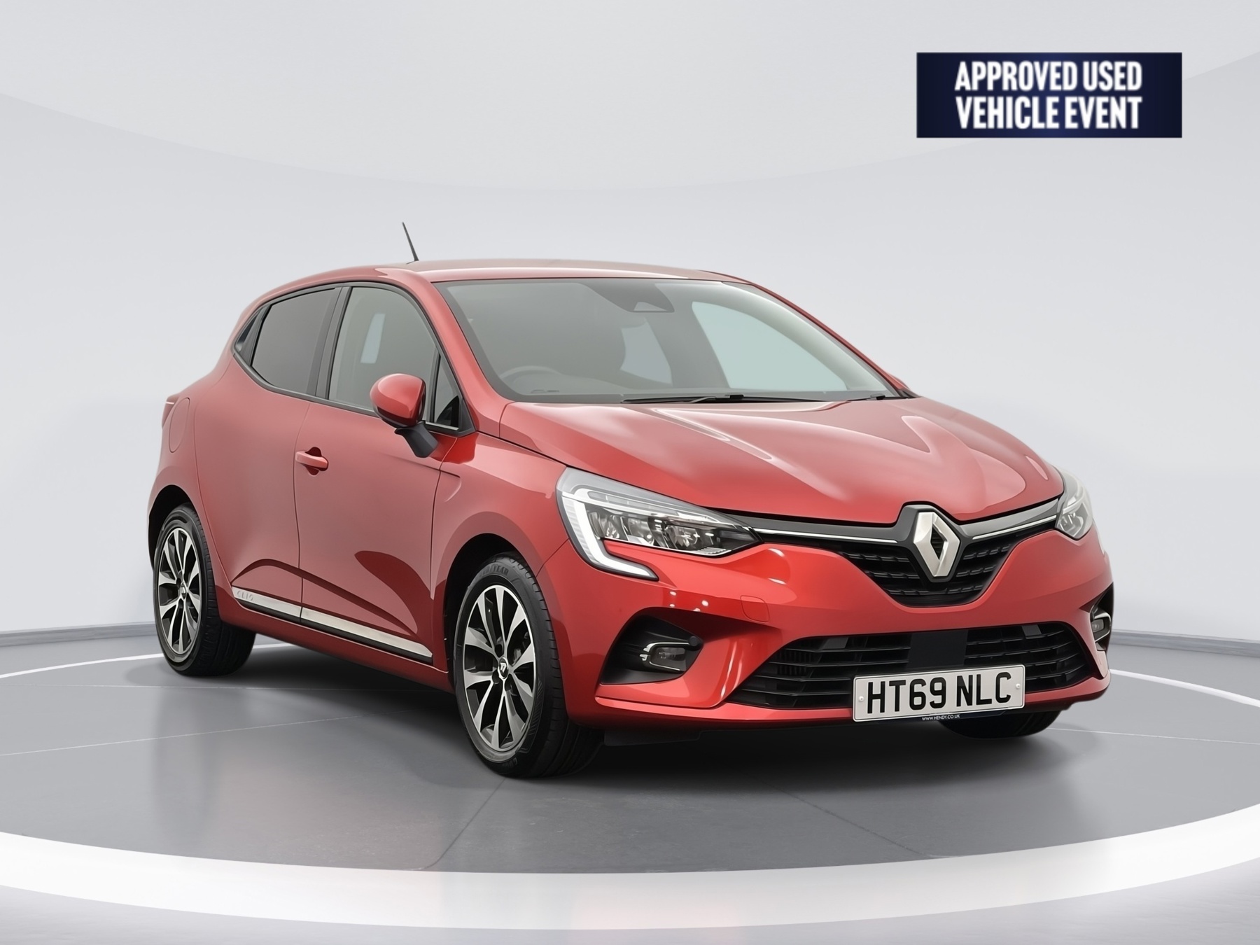 Main listing image - Renault Clio