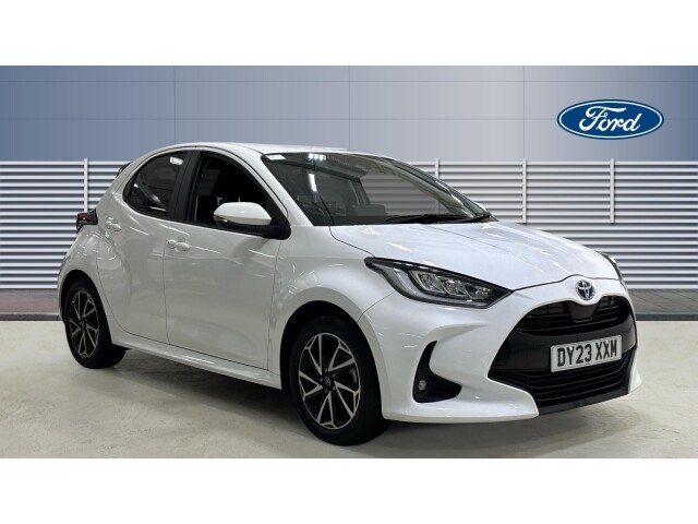 Main listing image - Toyota Yaris