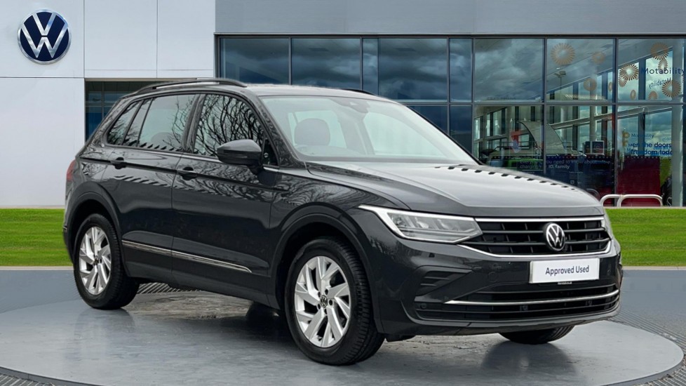 Main listing image - Volkswagen Tiguan