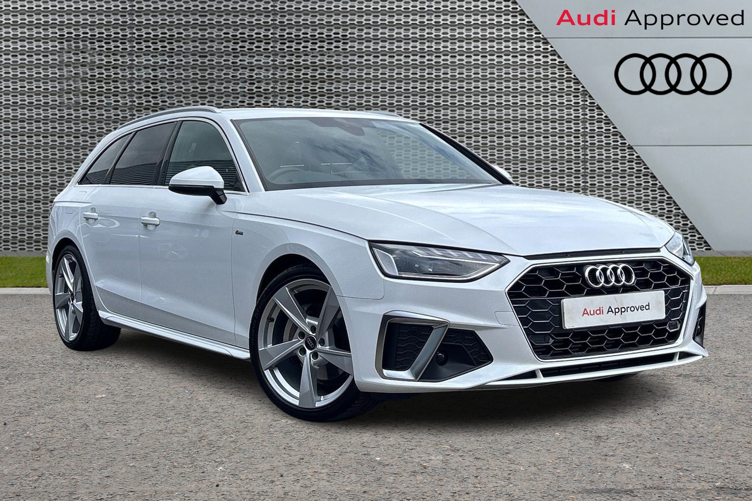 Main listing image - Audi A4