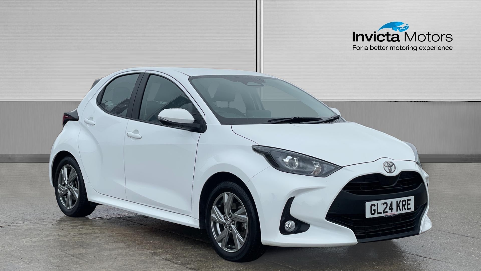 Main listing image - Toyota Yaris