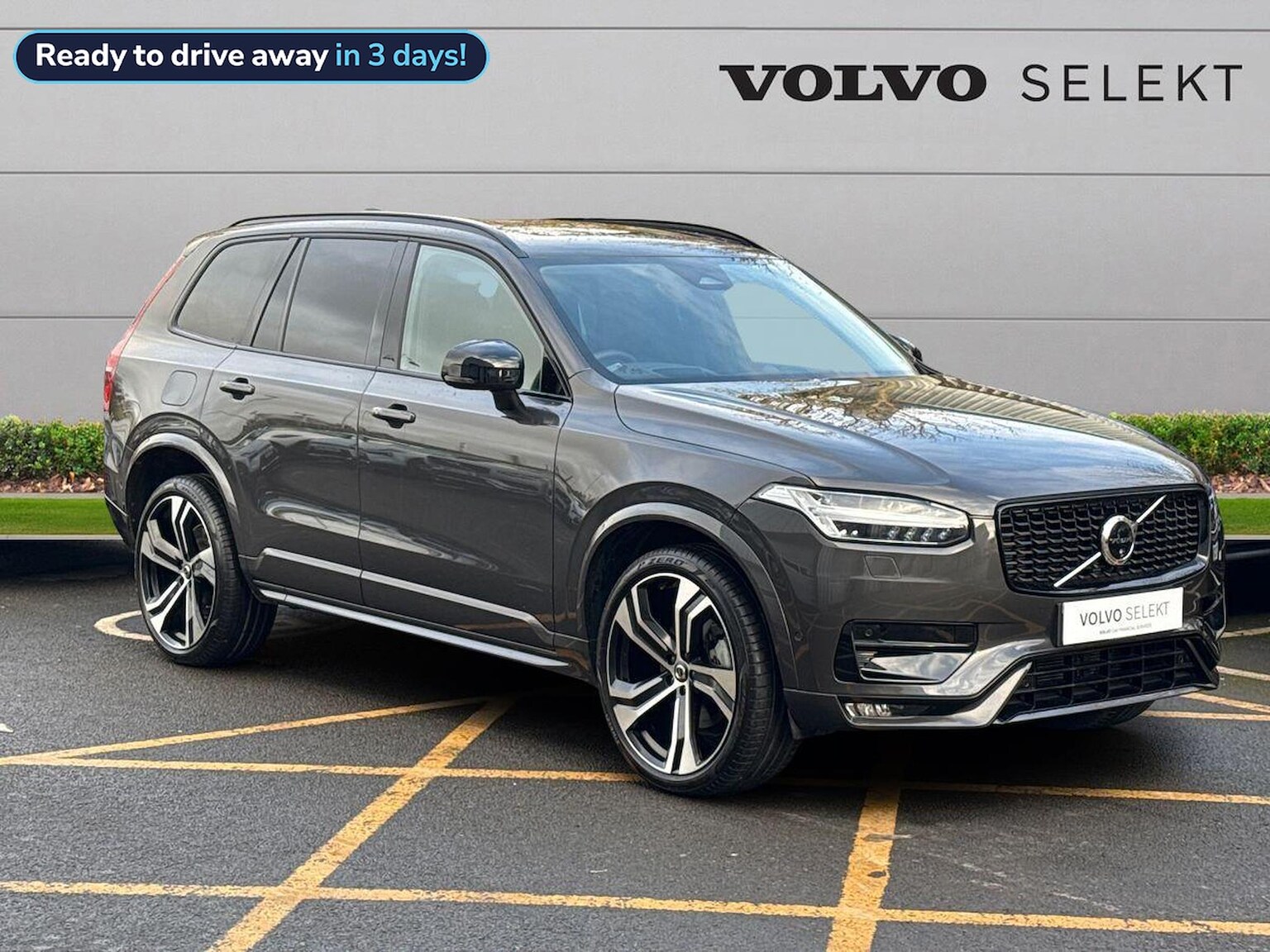 Main listing image - Volvo XC90