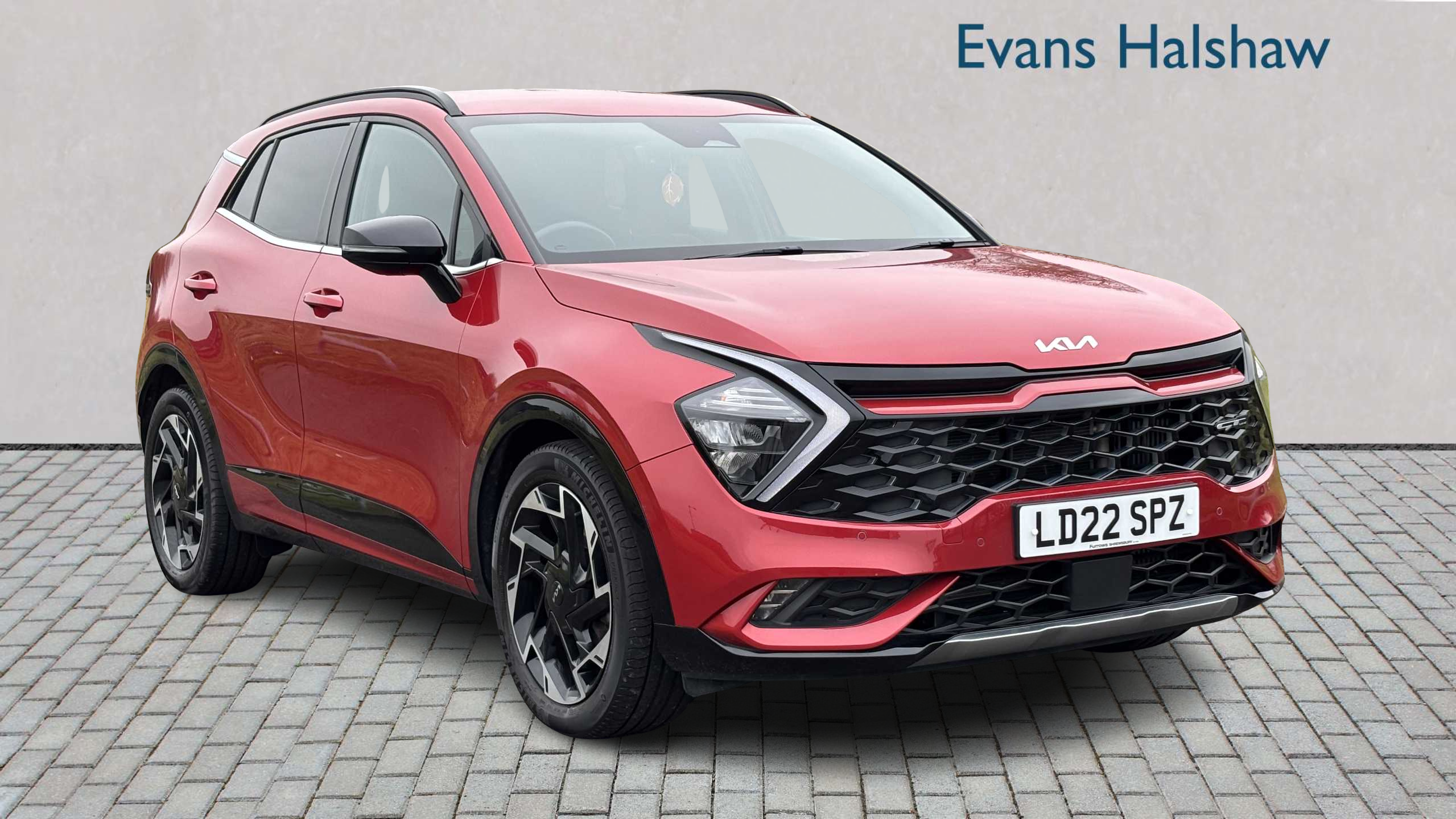 Main listing image - Kia Sportage