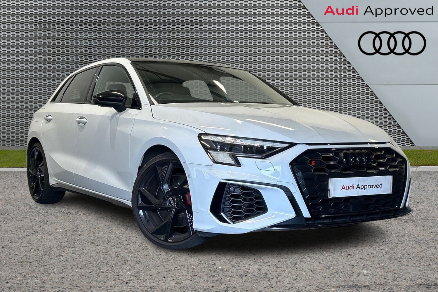 Main listing image - Audi S3