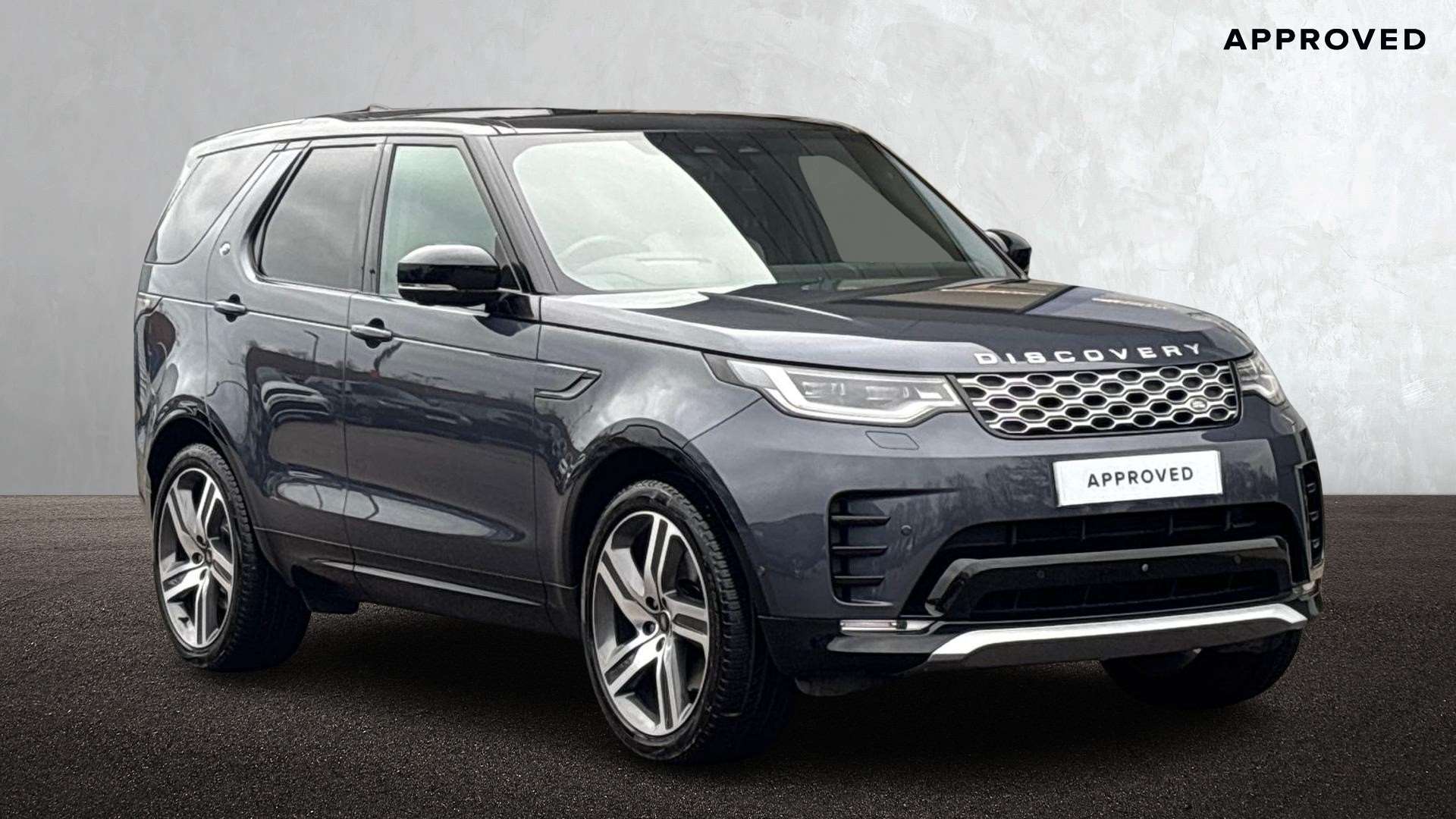 Main listing image - Land Rover Discovery