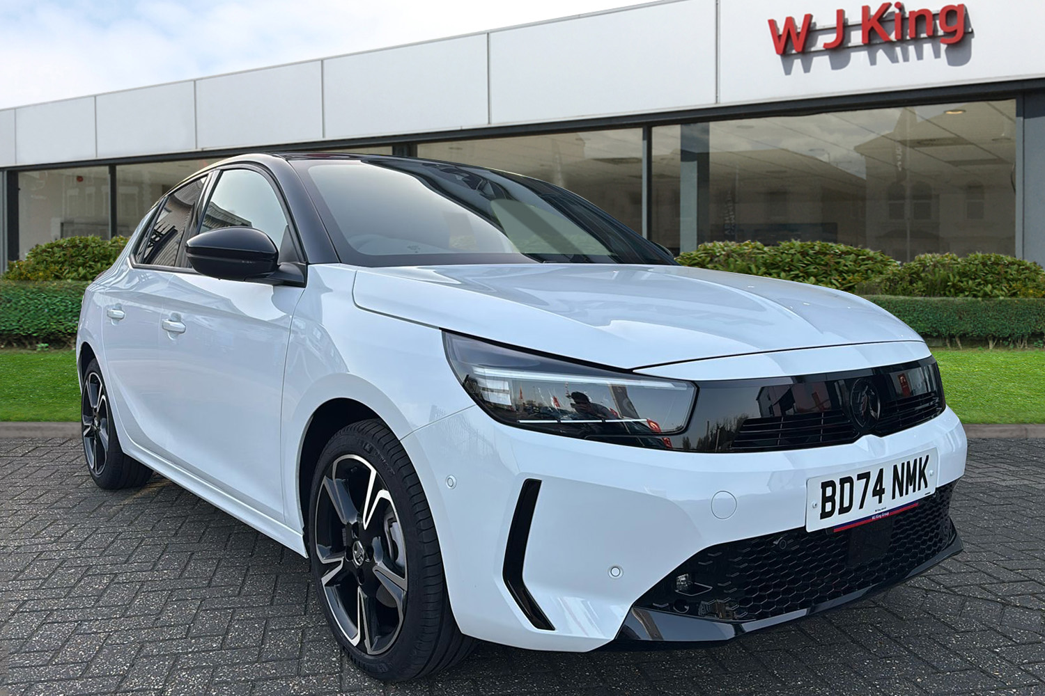 Main listing image - Vauxhall Corsa