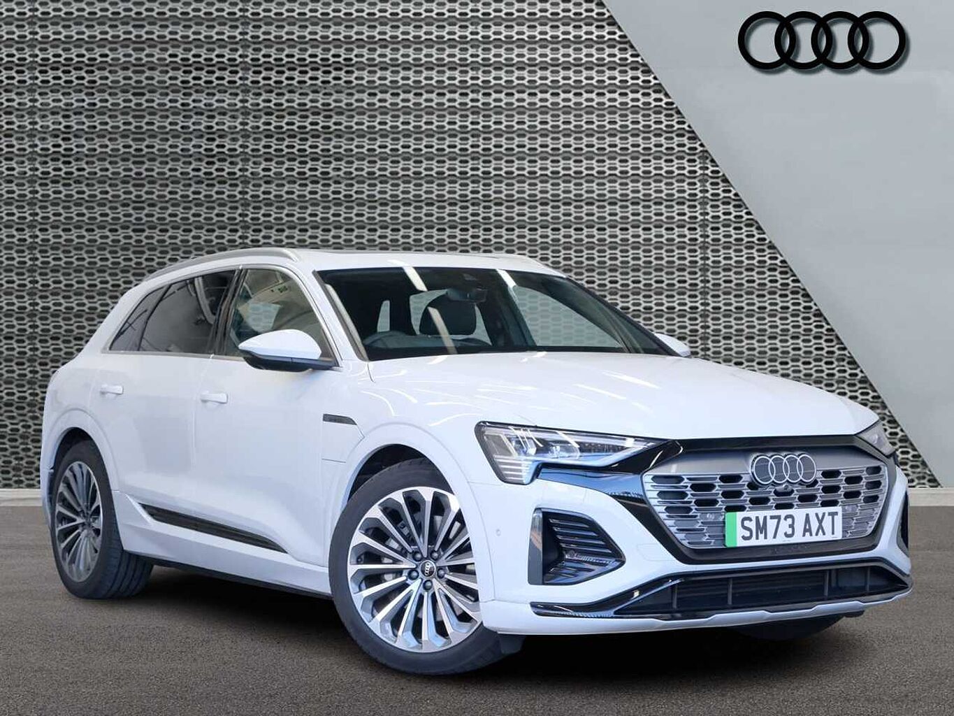 Main listing image - Audi Q8 e-tron