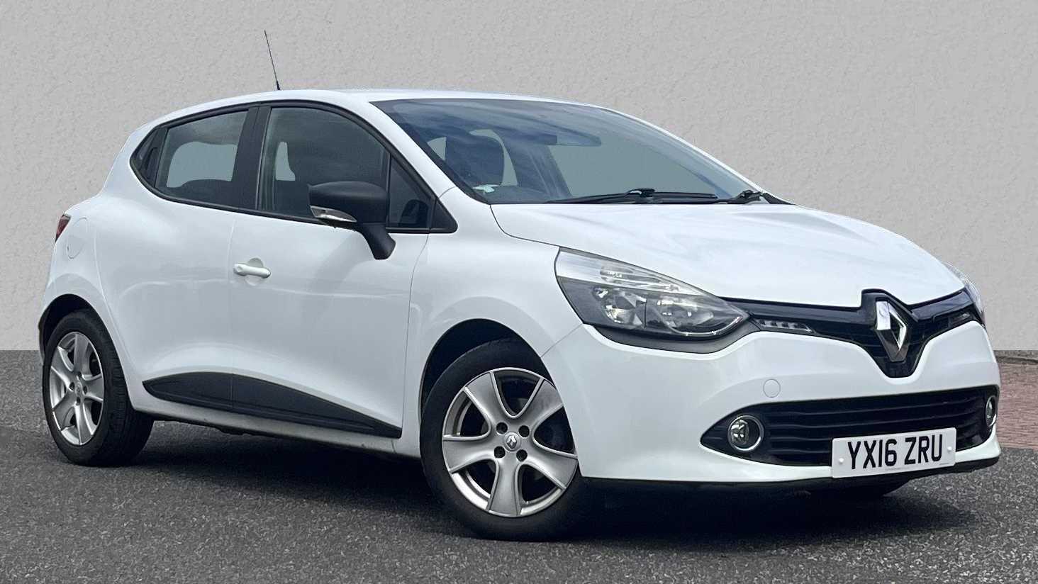 Main listing image - Renault Clio