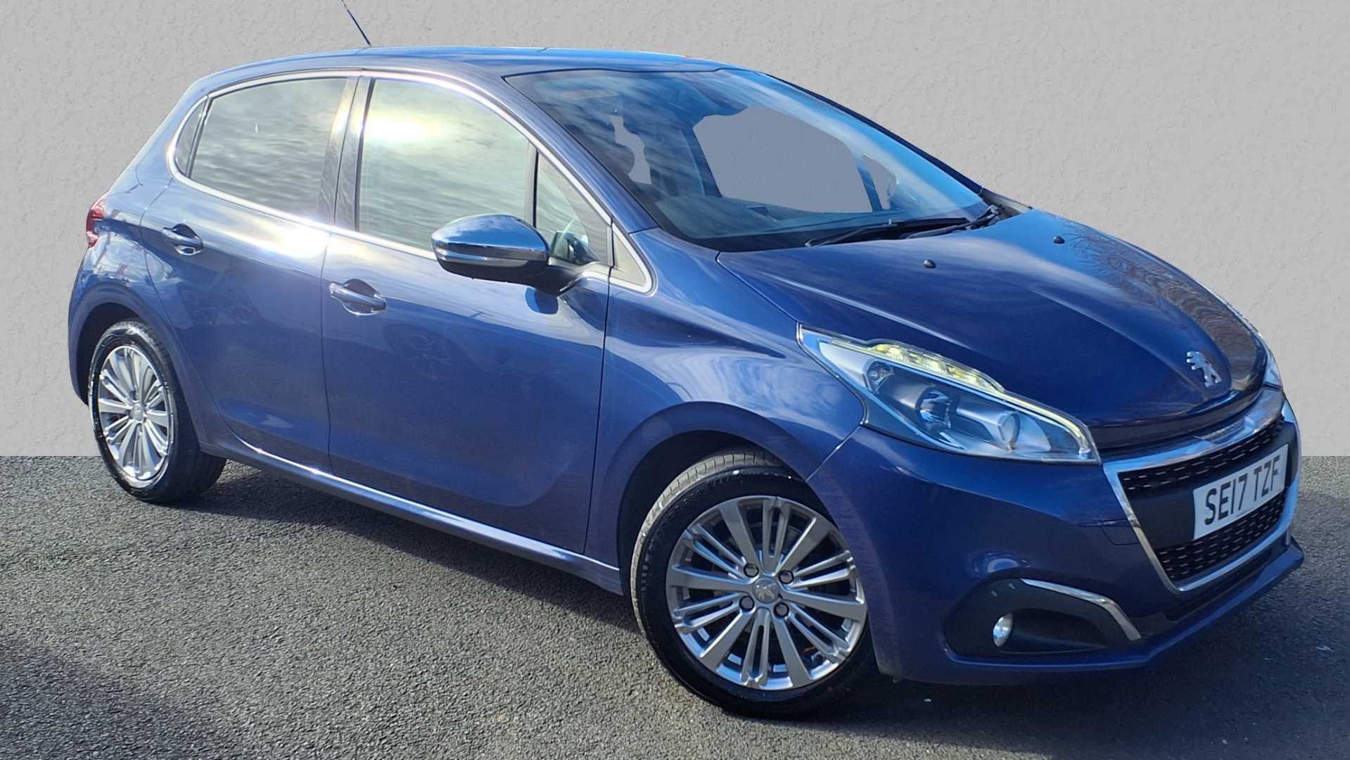 Main listing image - Peugeot 208